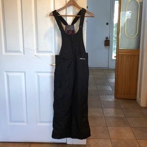 Women’s snow bibs